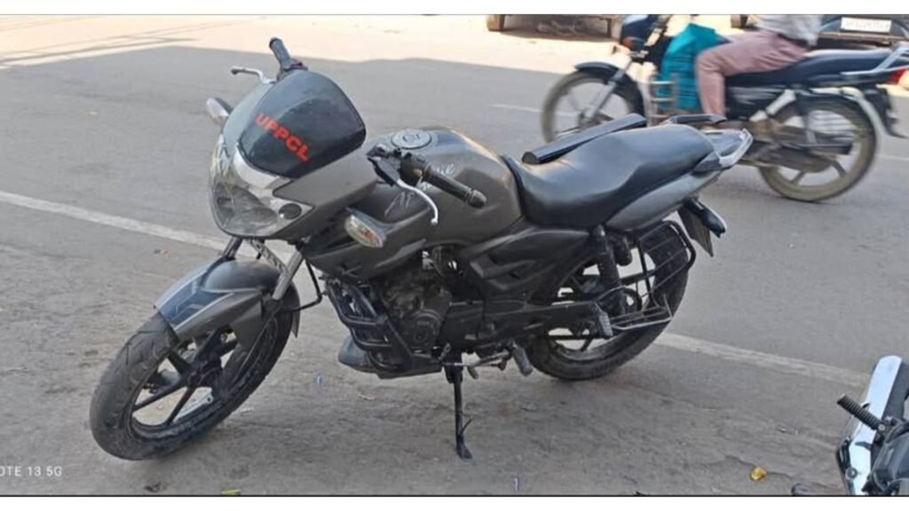 Best Used Bike in Lucknow – TVS Apache 160 for Sale 99 Best Used Bike in Lucknow – TVS Apache 160 for Sale